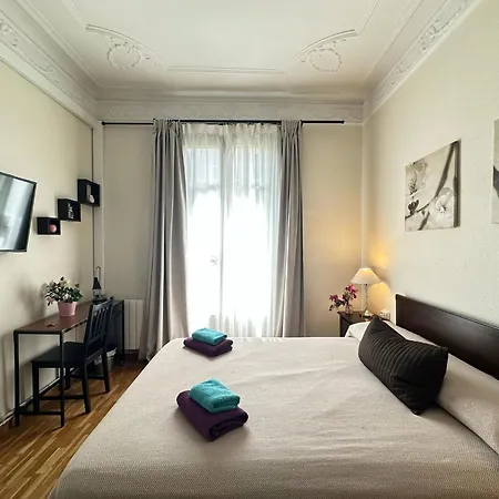 Bed & Breakfast Aribau