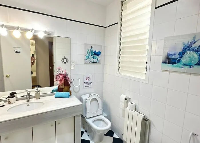 Aribau Bed & Breakfast